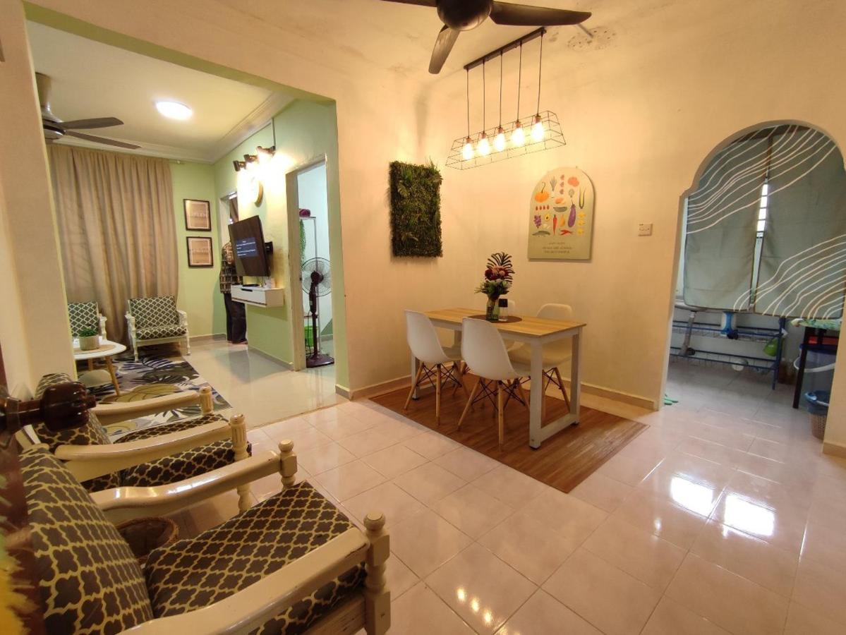Mini Green Homestay Kulai Exterior foto